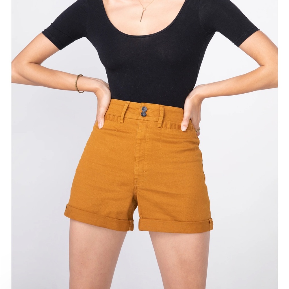 Women’s High Waisted shorts